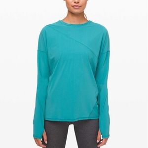 Lululemon Cross the Day Long Sleeve